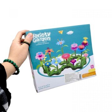 Фото1.Конструктор 62 деталі, в коробці