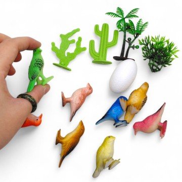 Фото1.НАБІР ТВАРИН У КОЛБІ (ПТАХИ)