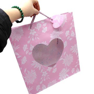 Фото1.Пакет паперовий, подарунковий, 35х37х12 см