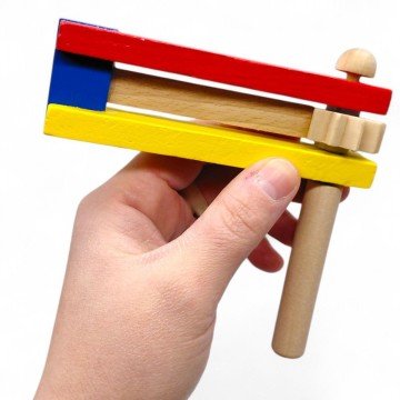 Фото1.Розвиваюча іграшка-тріскачка, кольорова деревяна, 12.5 см