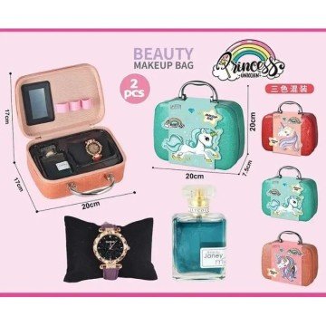 Фото1.Набір аксесуарів у валізі: парфуми+годинник 