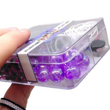 Фото1.Бісер для плетіння браслетів Аніме з фігуркою Kuromi