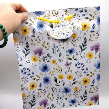 Фото1.Пакет паперовий 26х32х12 см