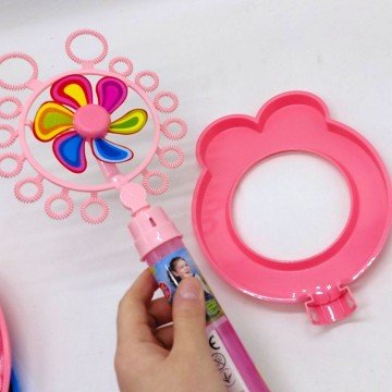 Фото1.Мильні бульбашки з вітряком (РОЖЕВИЙ)