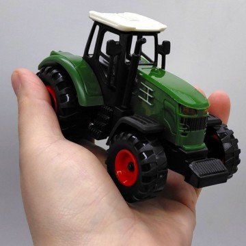 Фото1.Трактор (розмір: 12.5х7х7.5 см, в коробці)