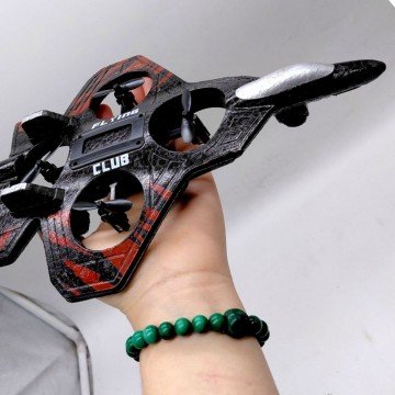 Фото1.Дрон на радіокеруванні 2.4GHz (ЧЕРВОНИЙ)