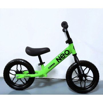 Фото5.Двоколісний дитячий біговел-велобіг, колеса ЕВА (піна) 12 дюймів, з підсвіткою, зелений