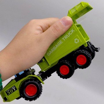 Фото1.Трактор металевий інерційний YG Toys (ЗЕЛЕНИЙ) YG Toys (299822)