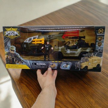 Фото2.Набір військової техніки