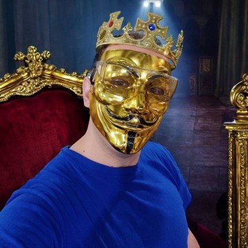 Фото2.Маска Гая Фокса (Анонімус) на резинці (золотиста)