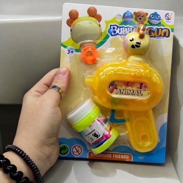 Фото2.Пістолет з мильними бульбашками 