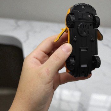 Фото2.Машинка металева 