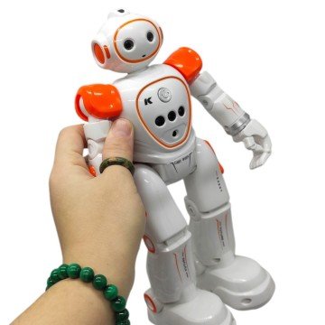 Фото2.Робот на р.к.(ПОМАРАНЧЕВИЙ)