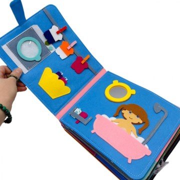 Фото2.Мʼяка книжка-бізіборд 