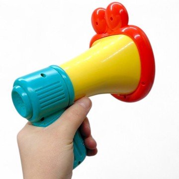 Фото2.Гучномовець для зміни голосу