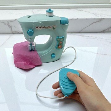 Фото4.Швейна машинка на батарейках (РОЖЕВА),шиє, підсвічування, нитки, тканина, сантиметр, інструкція, в к