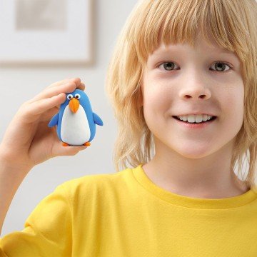 Фото3.Набір пластиліну Ліпака – Птахи: Пінгвін, павич, тукан