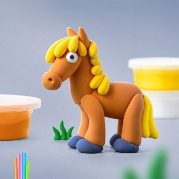 Фото4.Набір пластиліну, що самостійно твердіє, ЛІПАКА – Поросятко, конячка, кролик